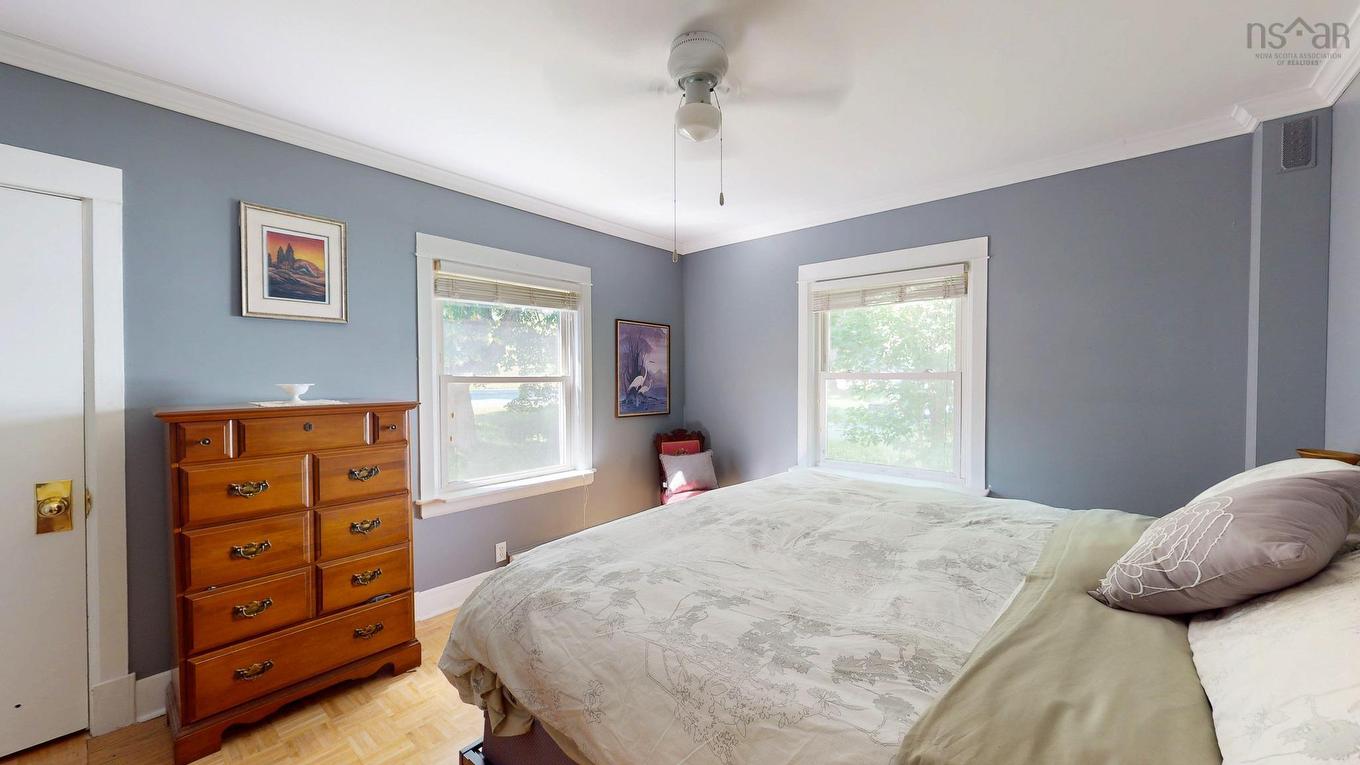 11 Parkview Road, Kentville, NS