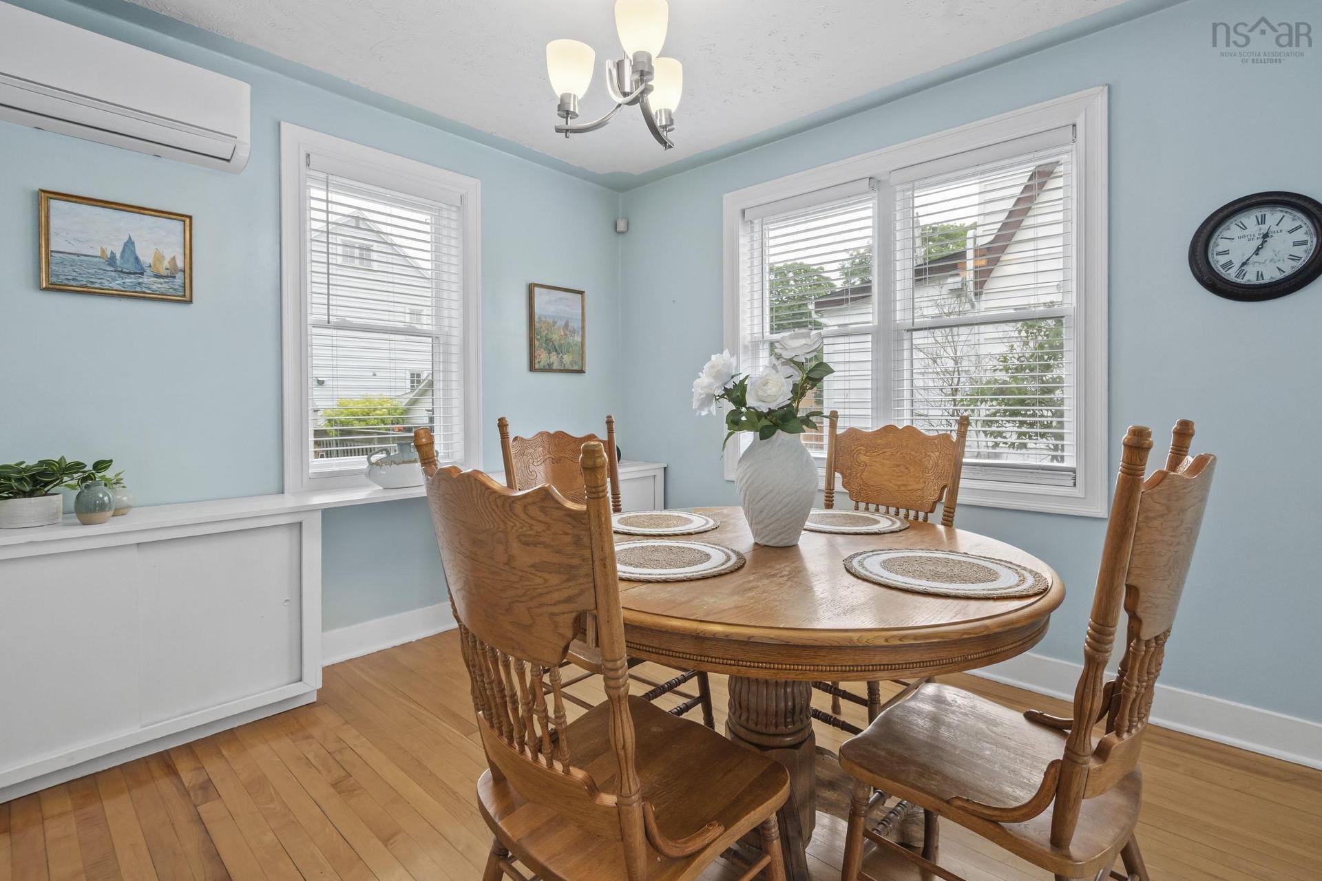 140 Victoria Road, Dartmouth, NS