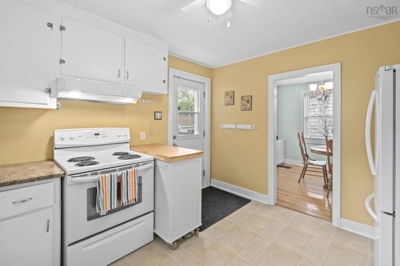 140 Victoria Road, Dartmouth, NS