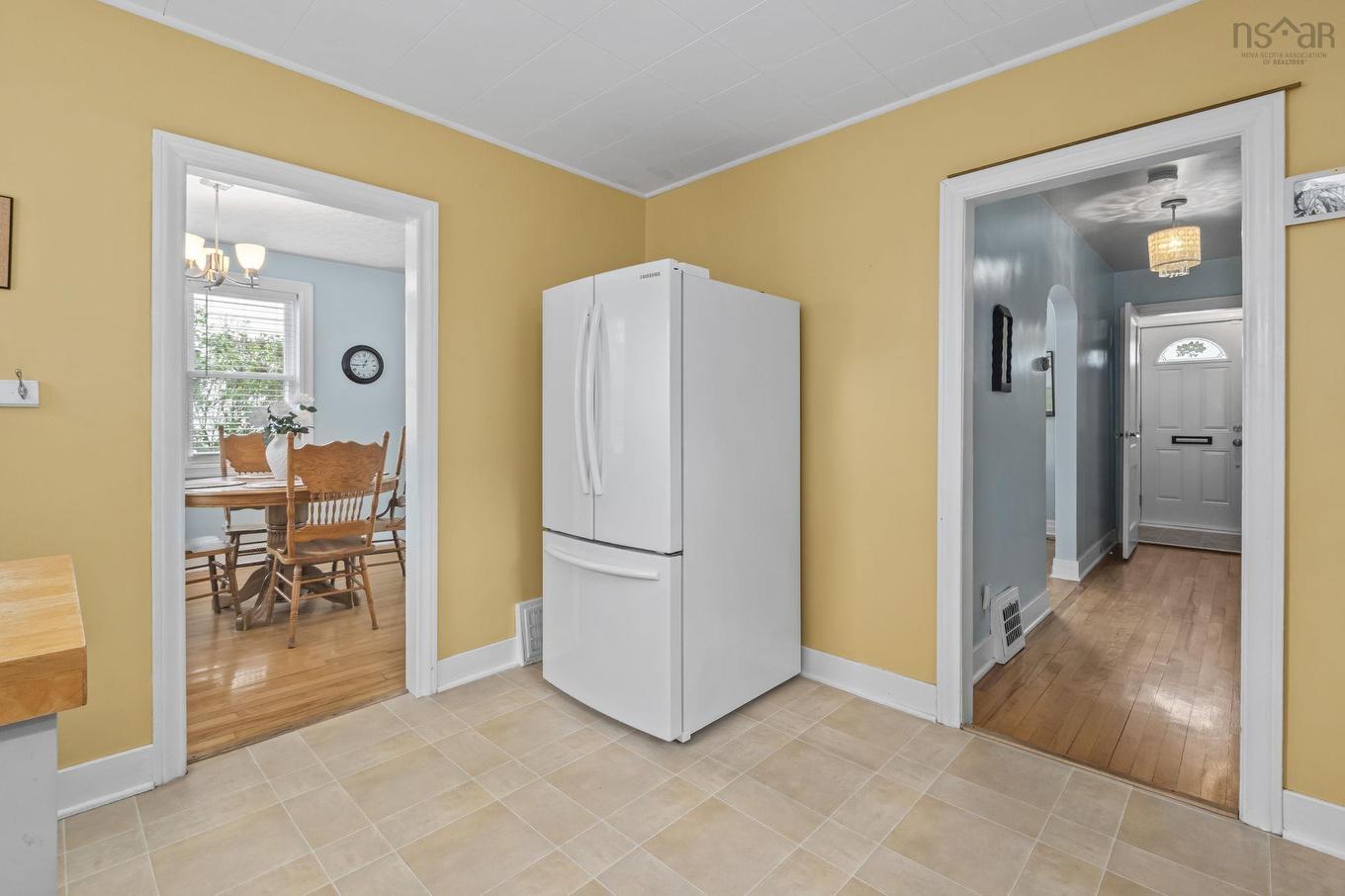 140 Victoria Road, Dartmouth, NS