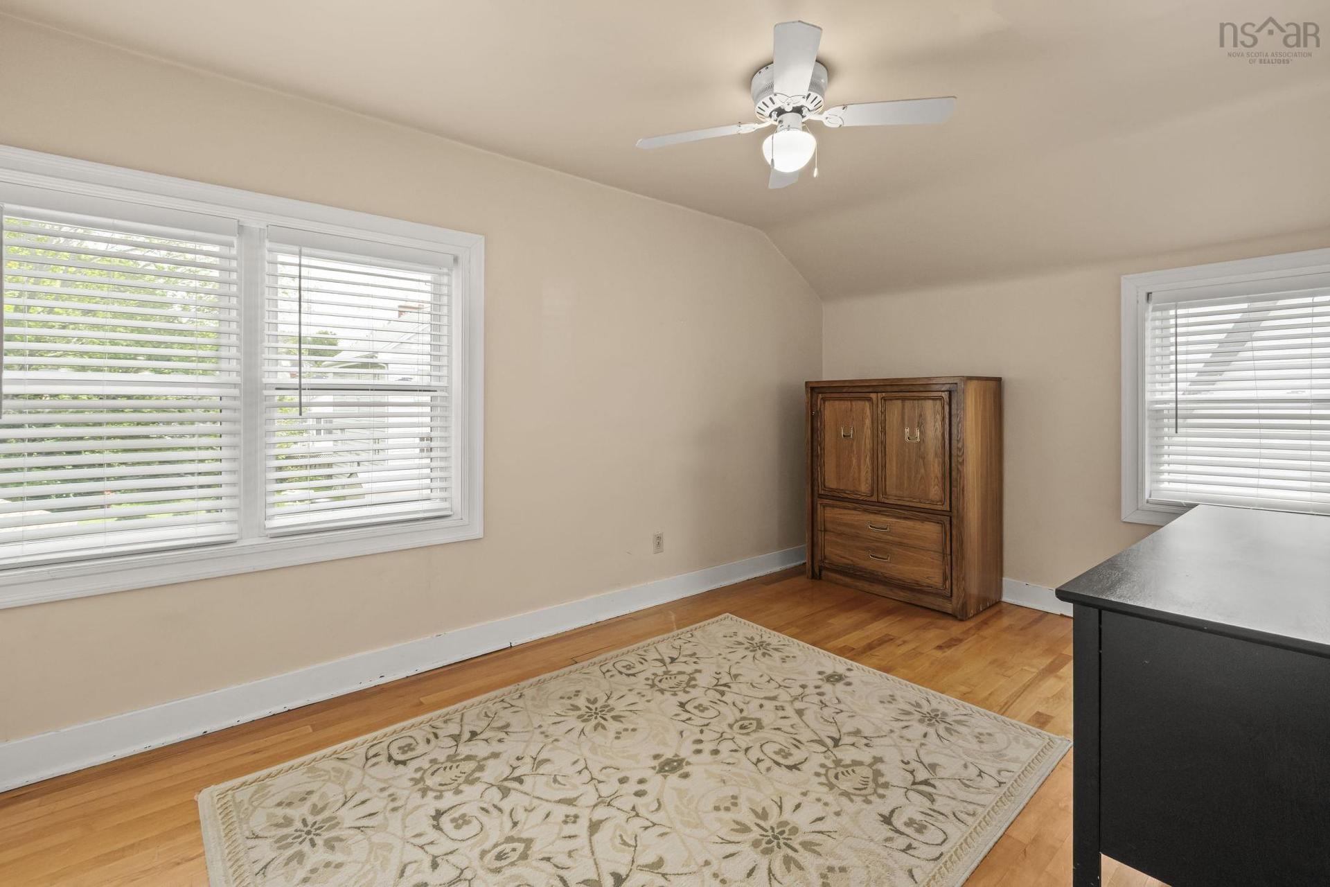 140 Victoria Road, Dartmouth, NS