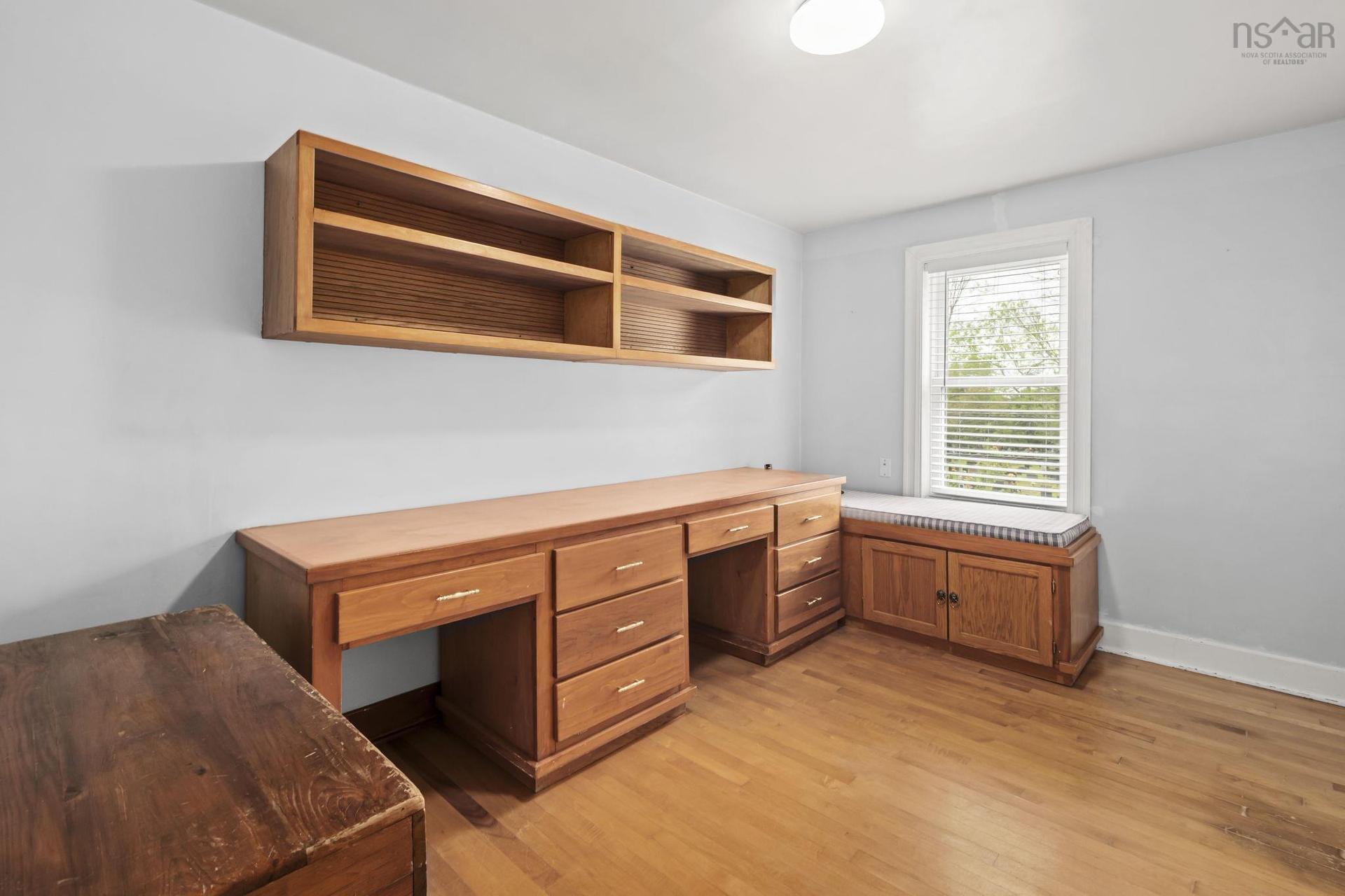 140 Victoria Road, Dartmouth, NS