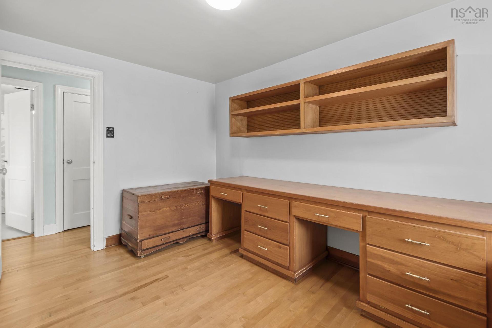 140 Victoria Road, Dartmouth, NS