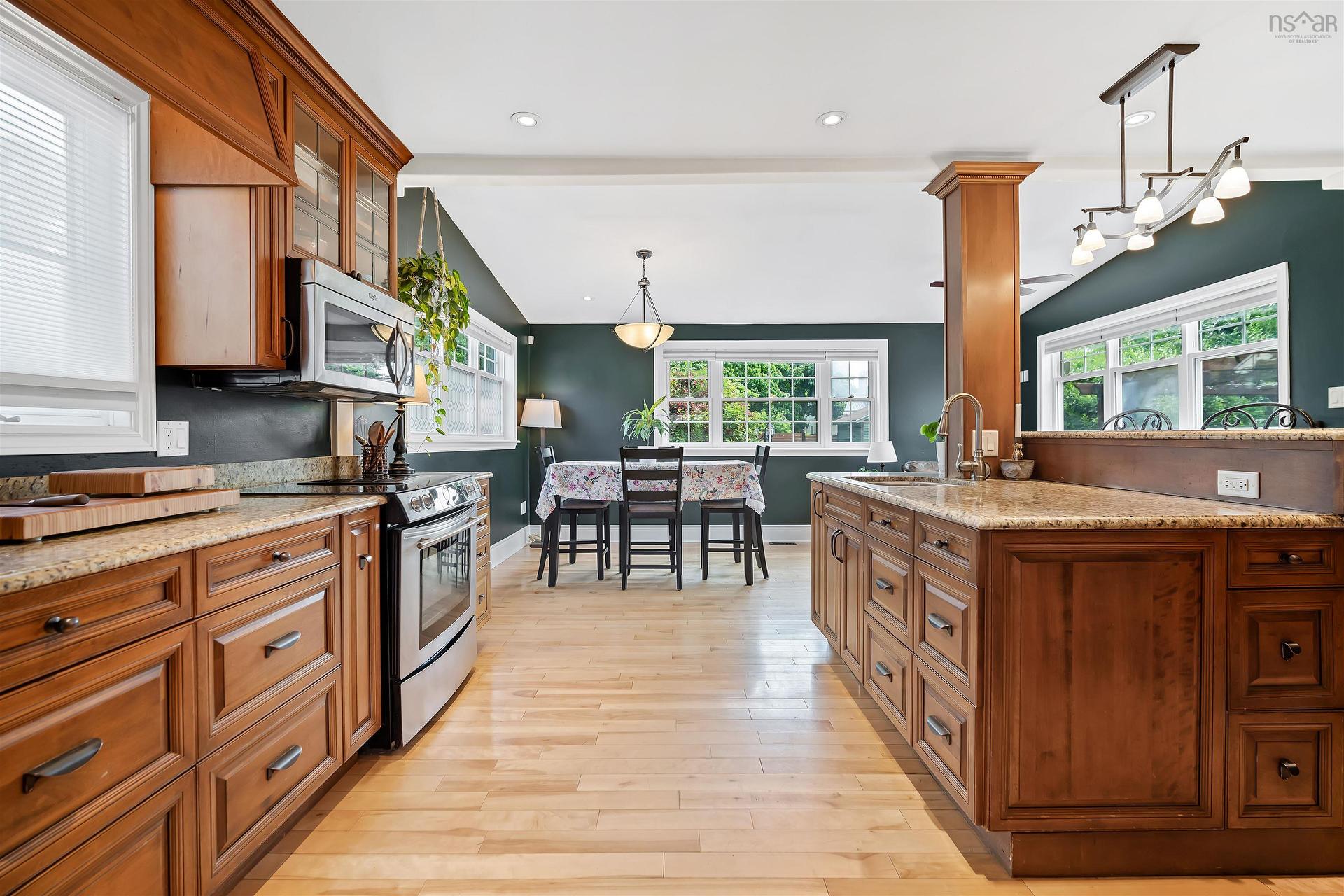 6 Stevens Road, Dartmouth, NS