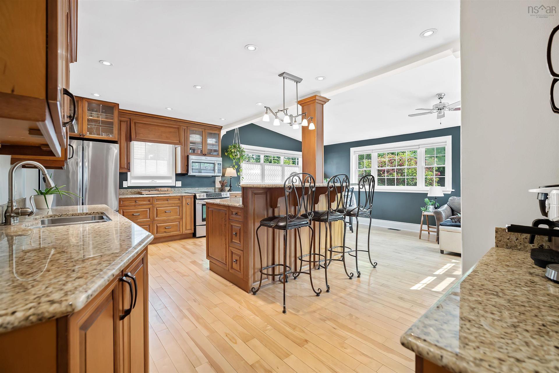 6 Stevens Road, Dartmouth, NS