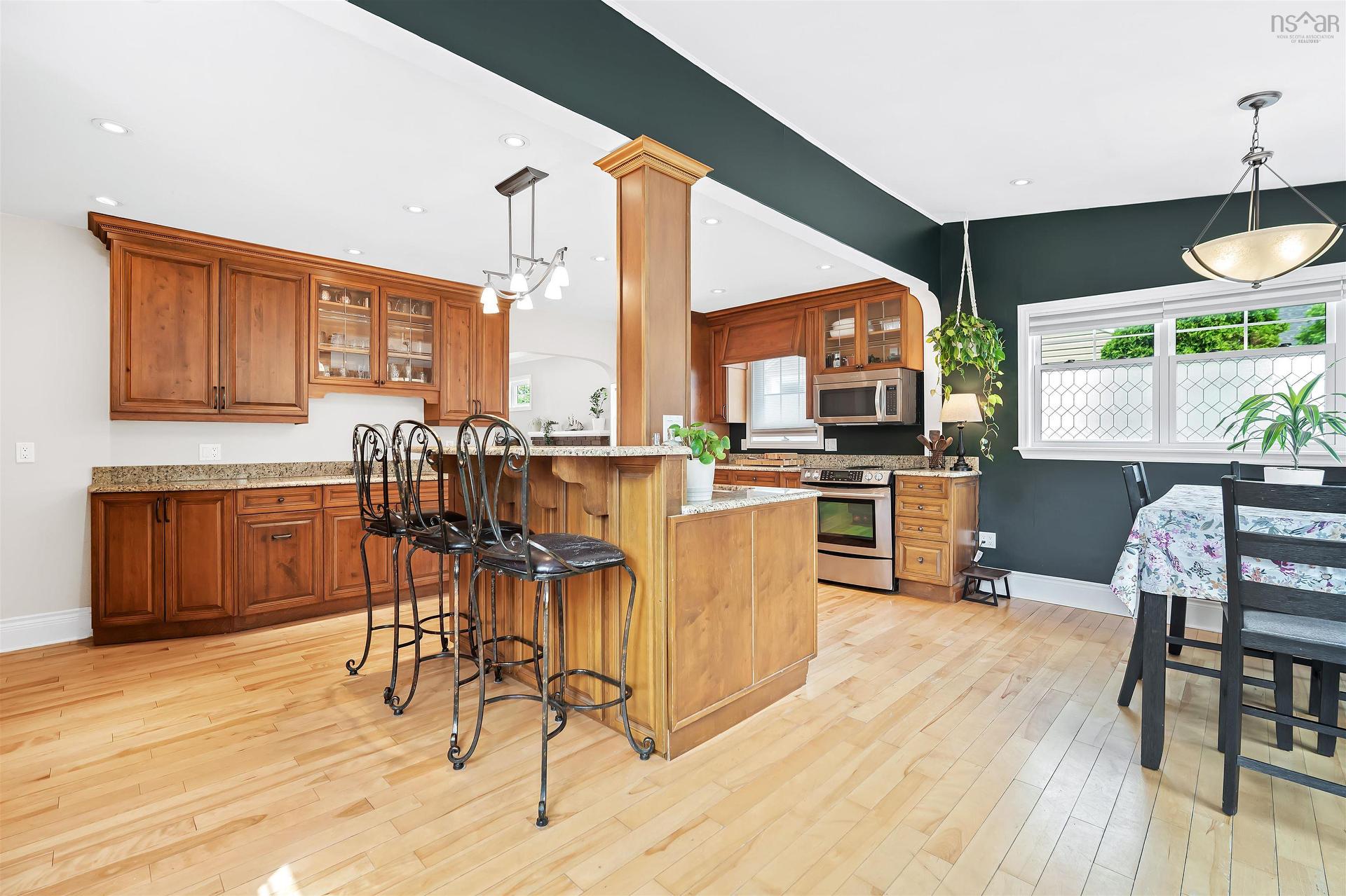 6 Stevens Road, Dartmouth, NS