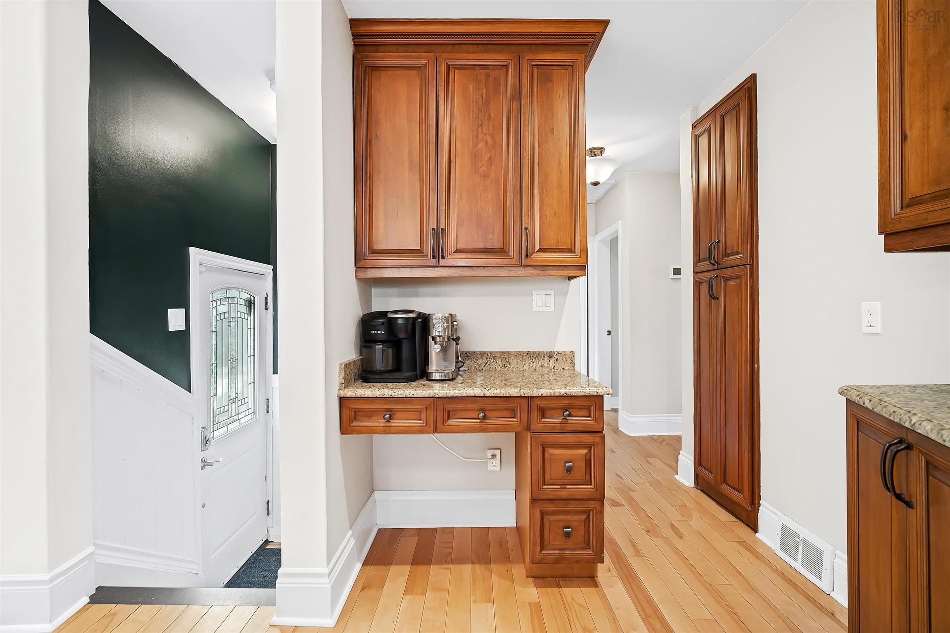 6 Stevens Road, Dartmouth, NS
