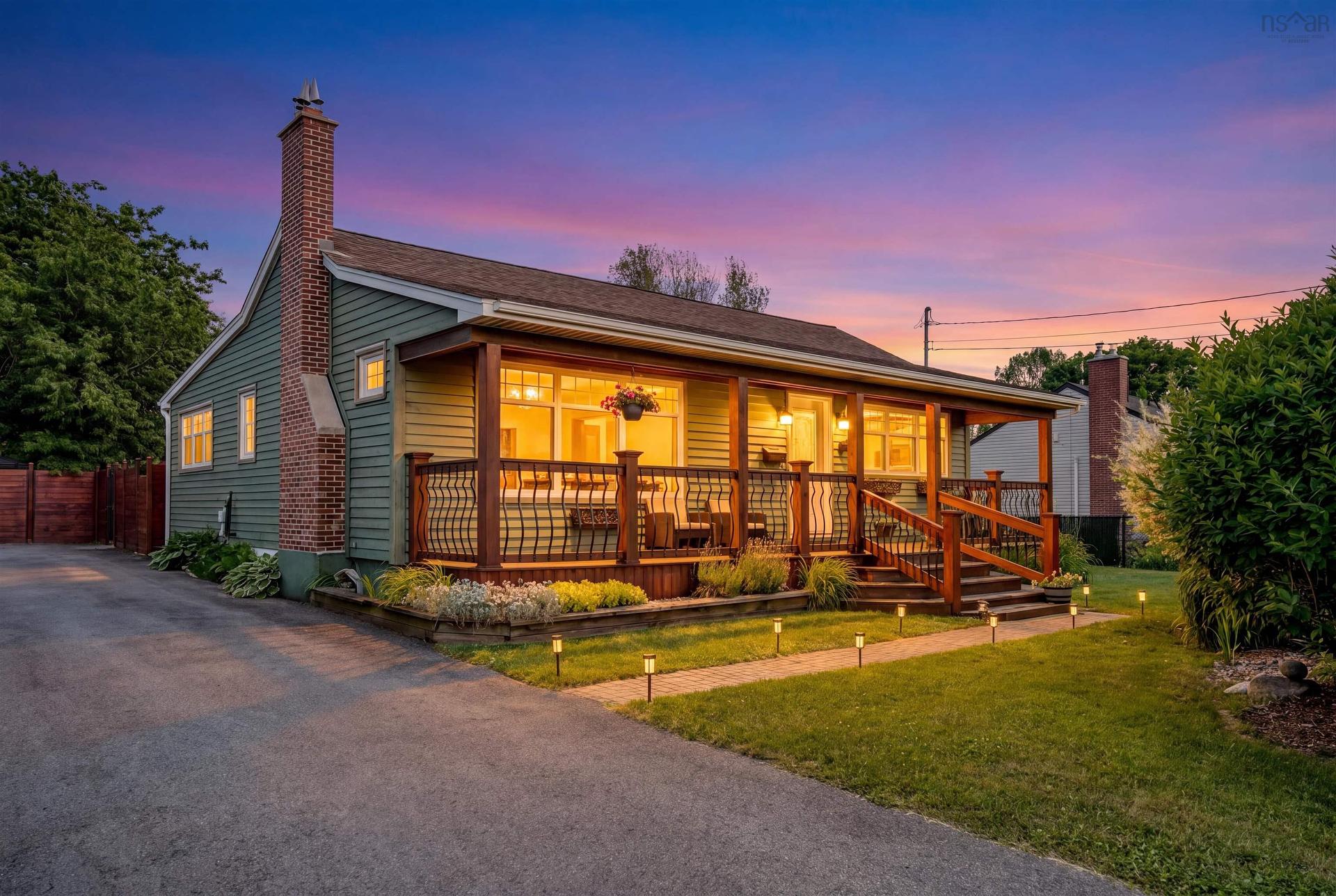 6 Stevens Road, Dartmouth, NS