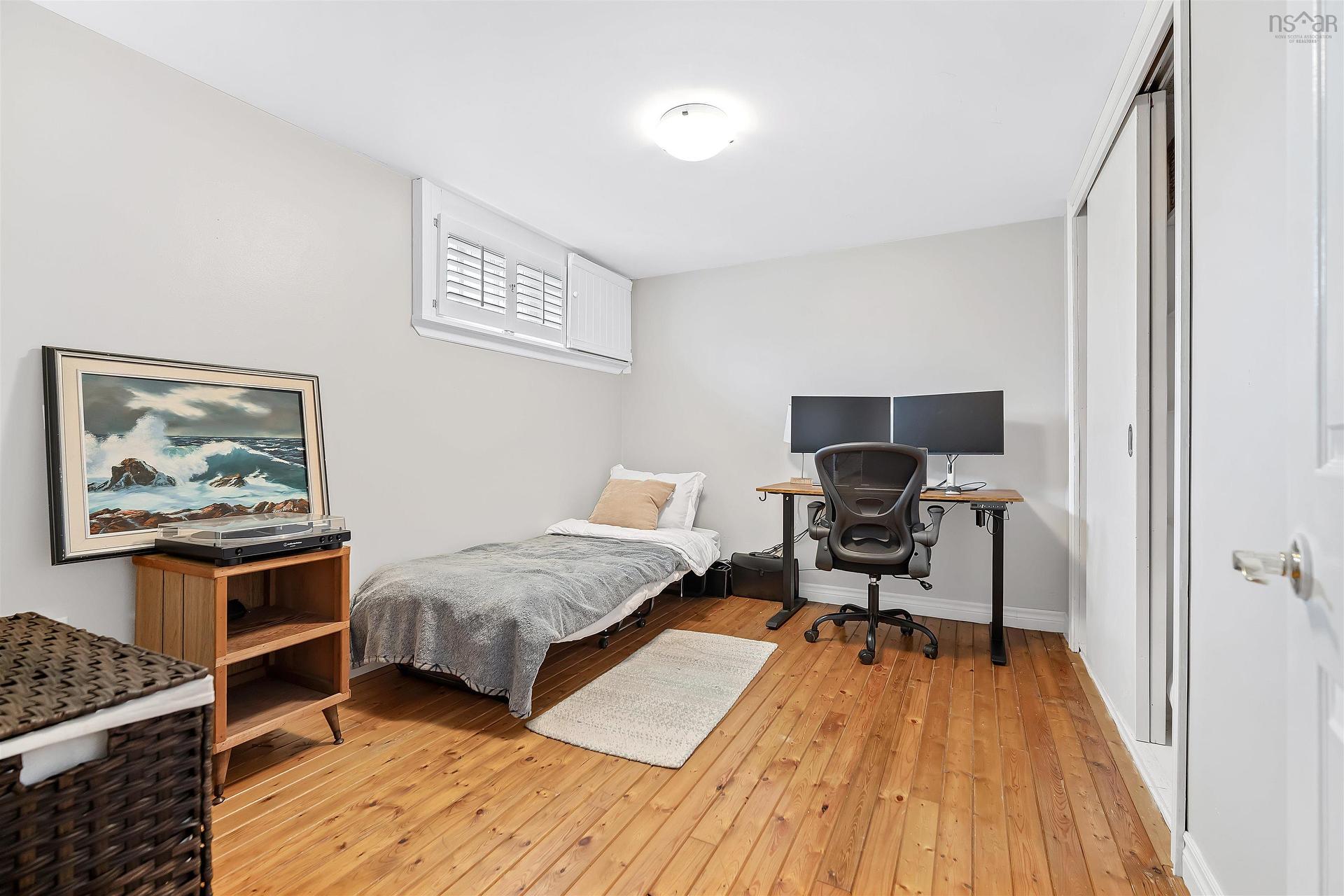6 Stevens Road, Dartmouth, NS
