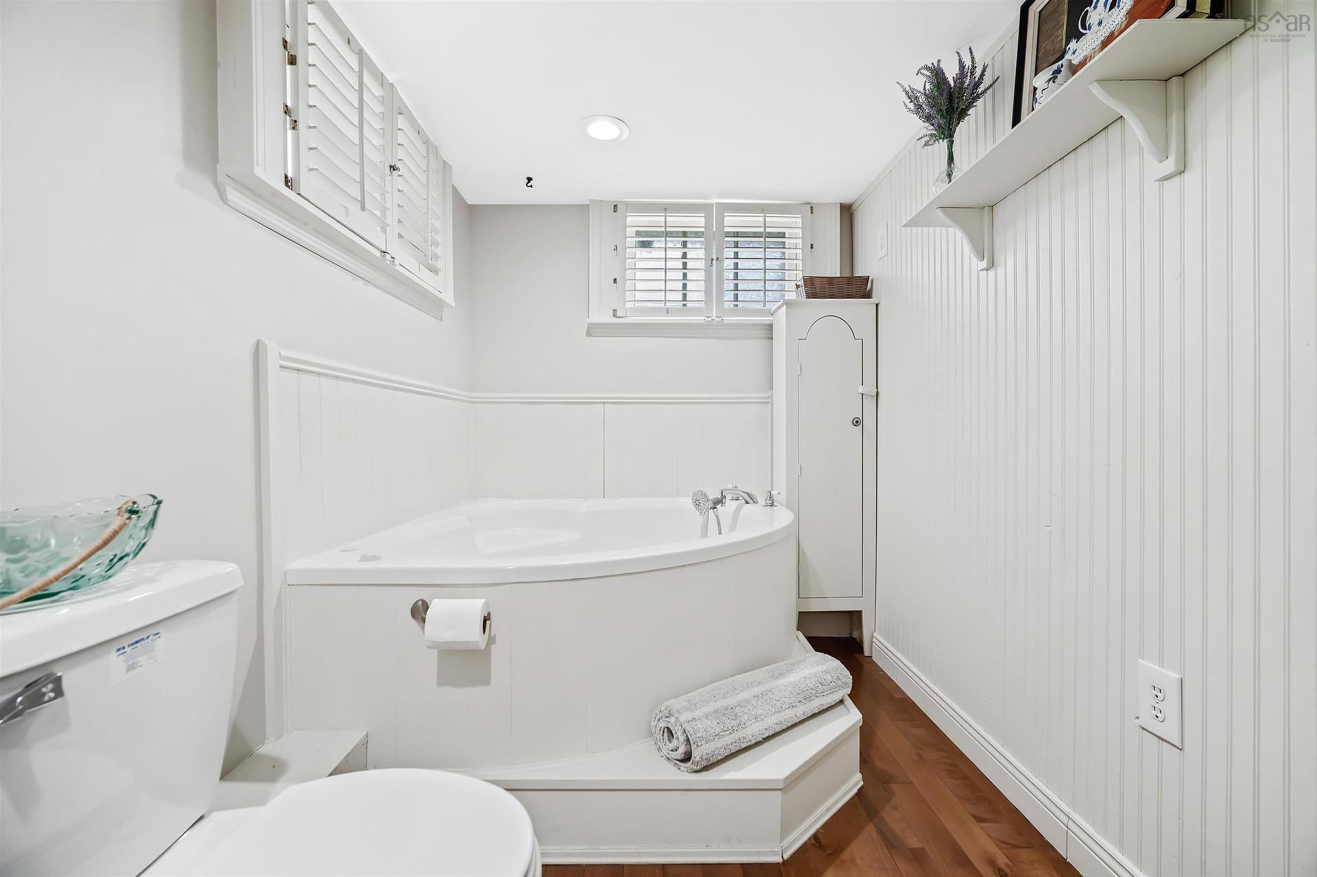 6 Stevens Road, Dartmouth, NS