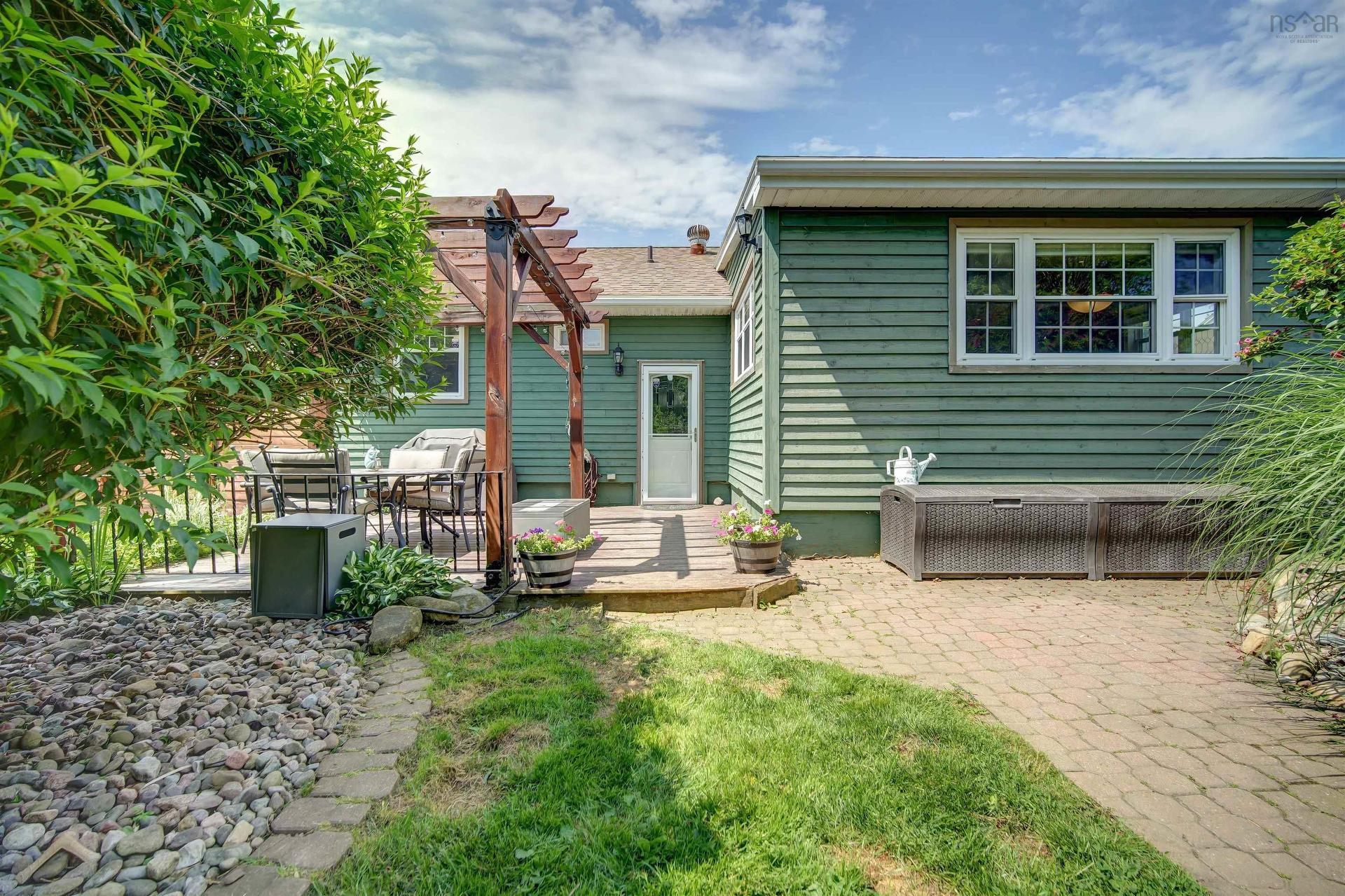 6 Stevens Road, Dartmouth, NS