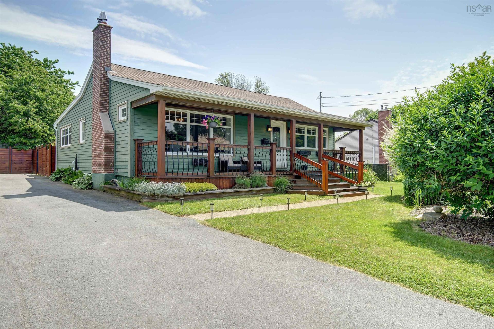 6 Stevens Road, Dartmouth, NS