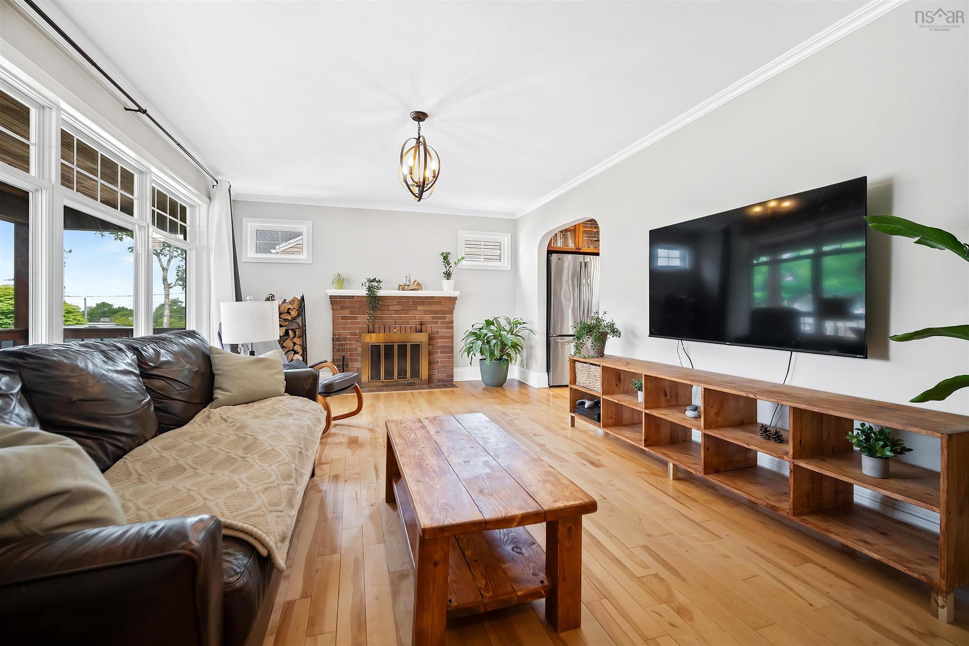 6 Stevens Road, Dartmouth, NS