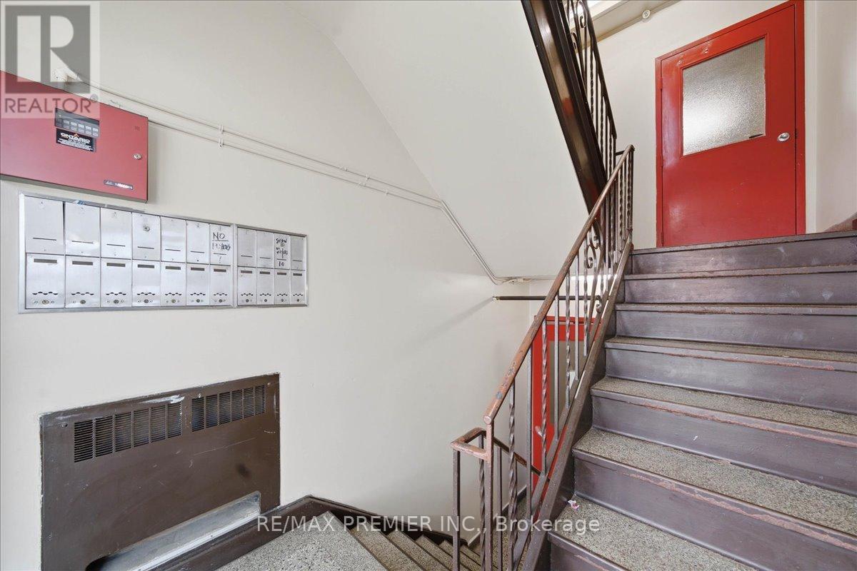 280 Weir Street N, Hamilton, ON