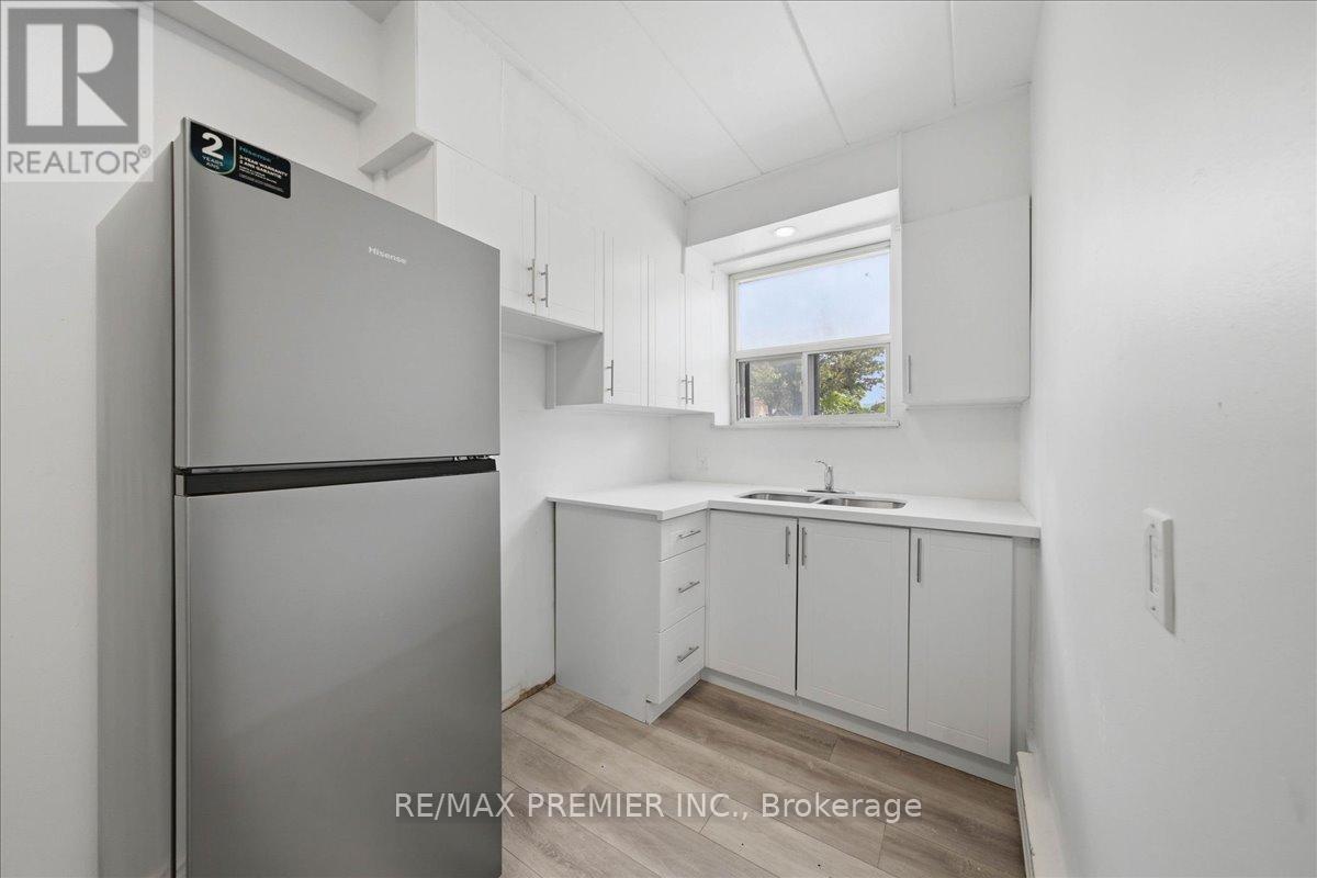 280 Weir Street N, Hamilton, ON