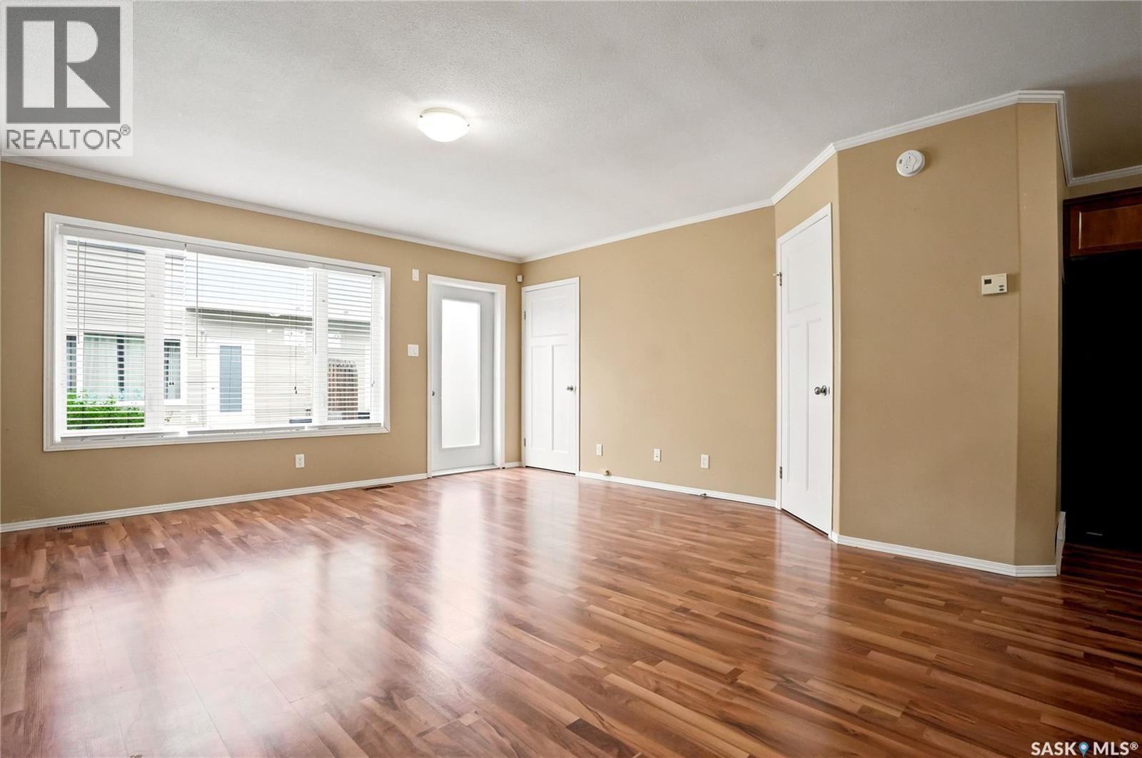 403 715 Hart Road, Saskatoon, SK