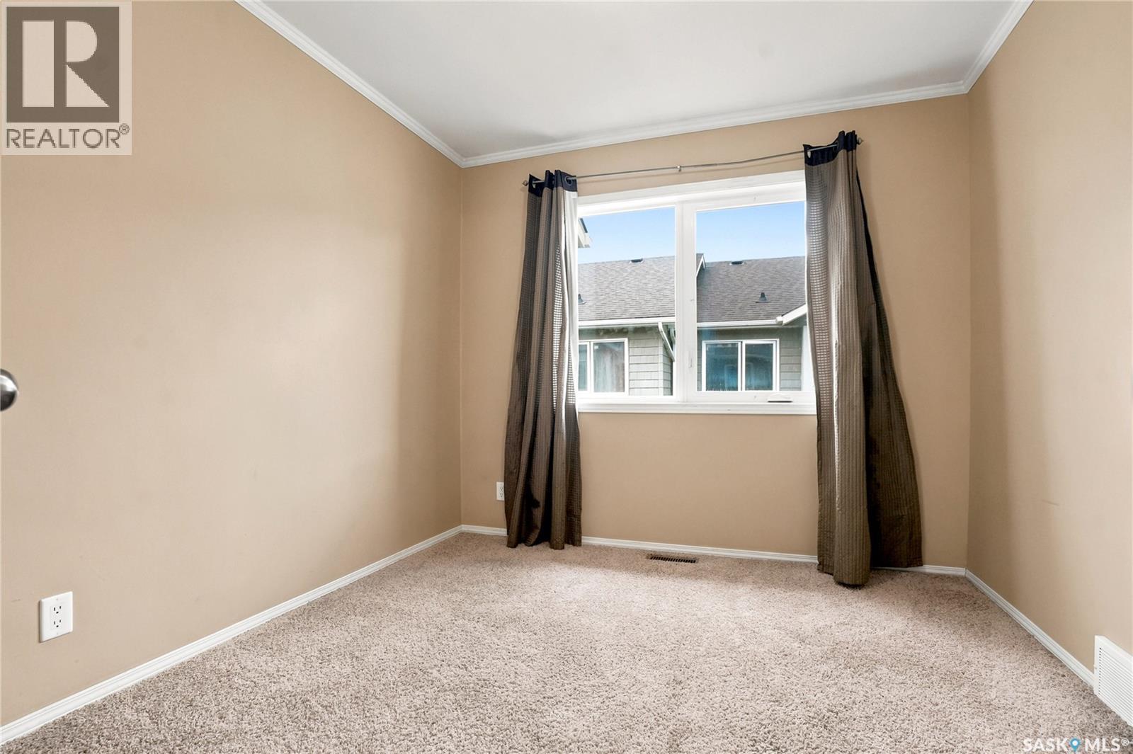 403 715 Hart Road, Saskatoon, SK