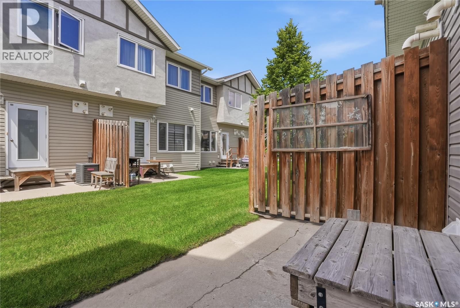 403 715 Hart Road, Saskatoon, SK