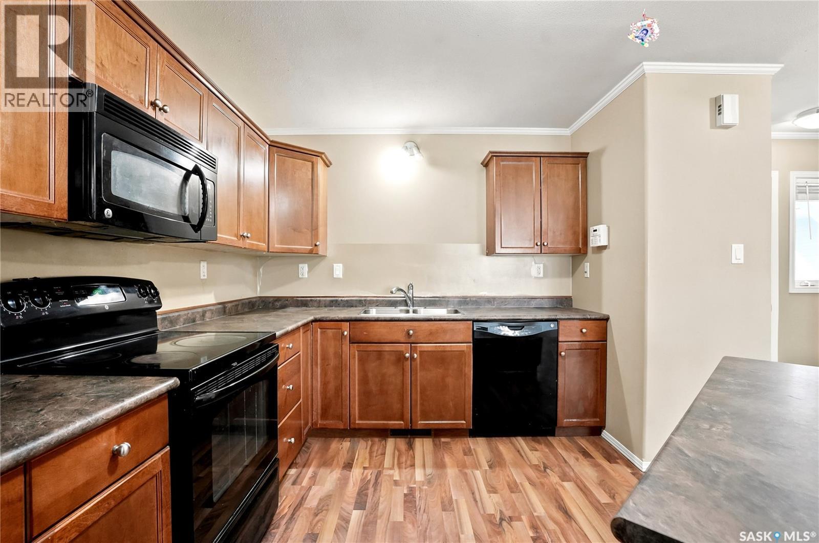 403 715 Hart Road, Saskatoon, SK