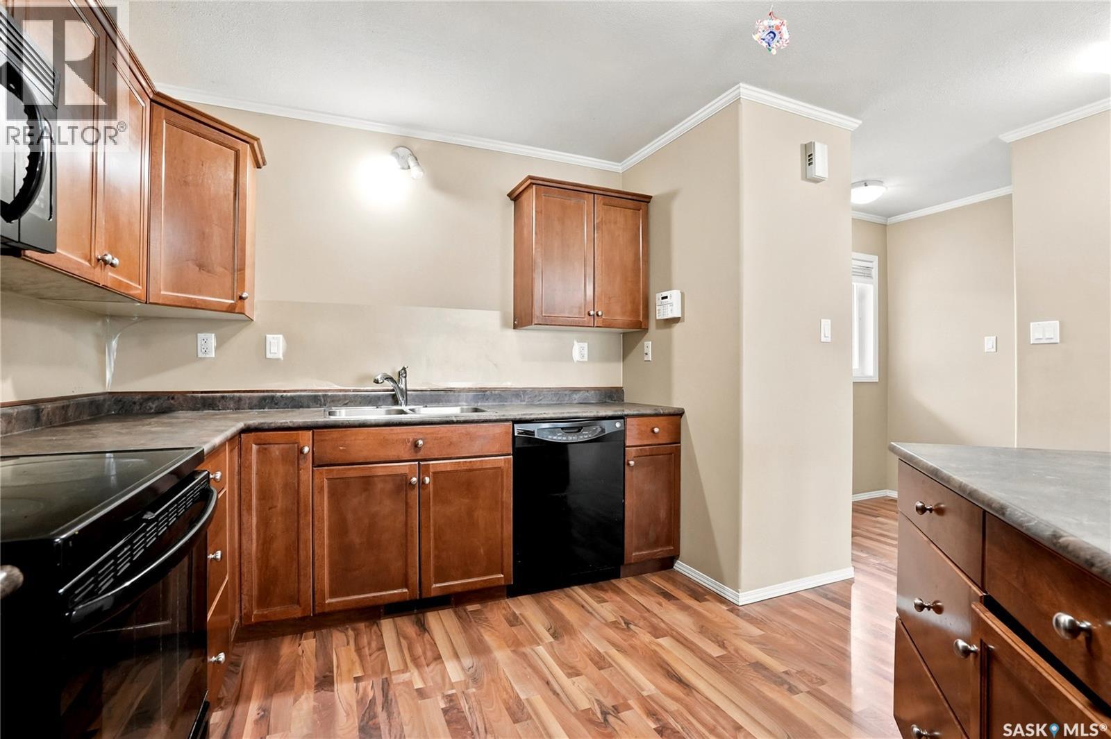 403 715 Hart Road, Saskatoon, SK