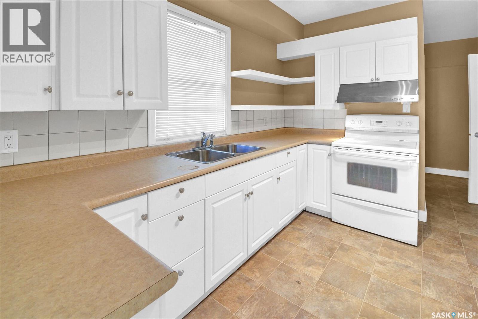 420 Cumberland Avenue S, Saskatoon, SK