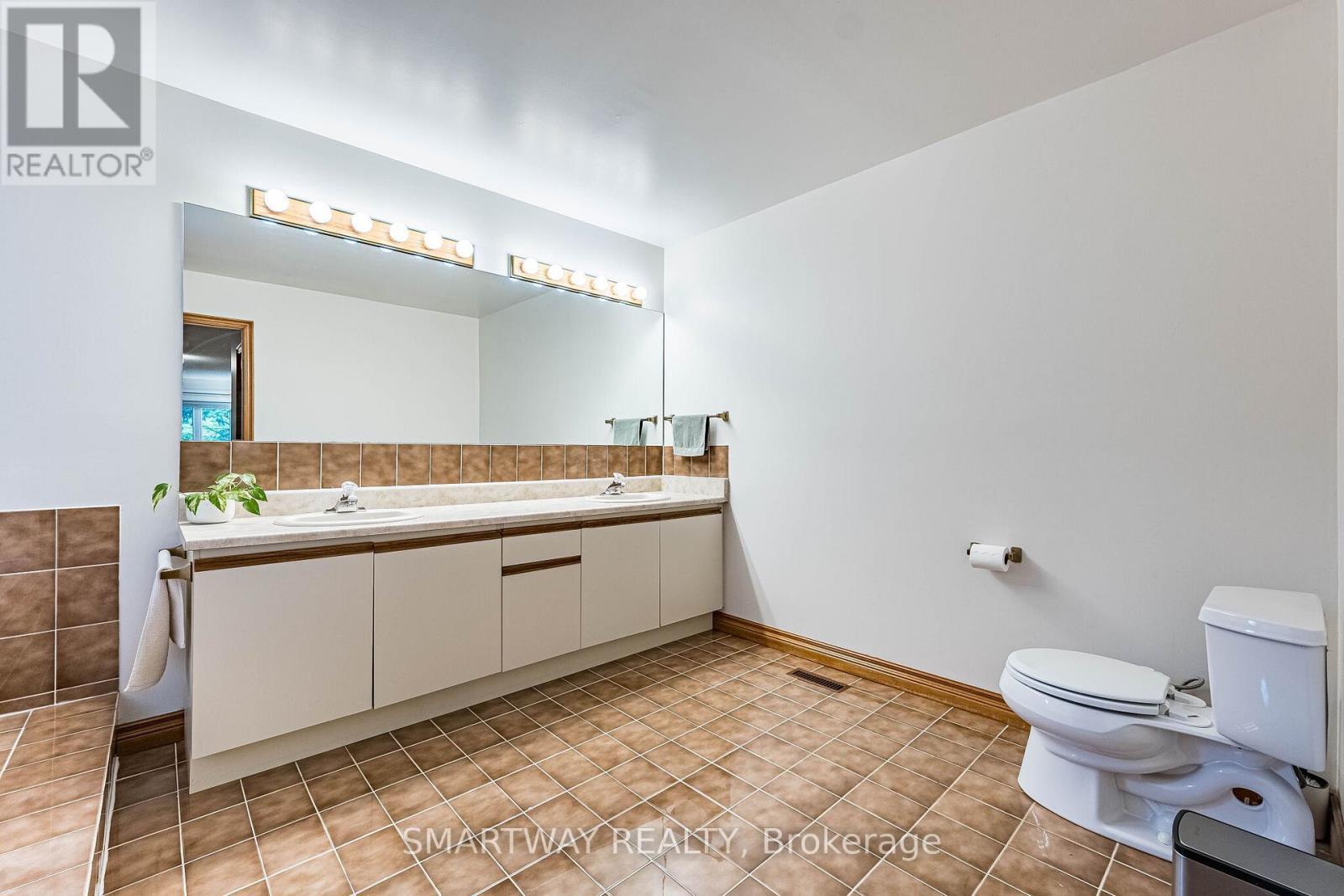 4522 Badminton Drive, Mississauga, ON