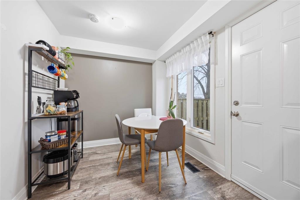 21-215 Trudeau Drive, Sarnia, ON