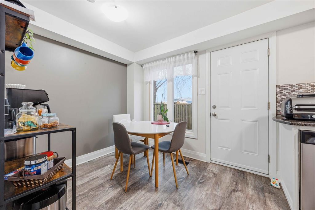 21-215 Trudeau Drive, Sarnia, ON