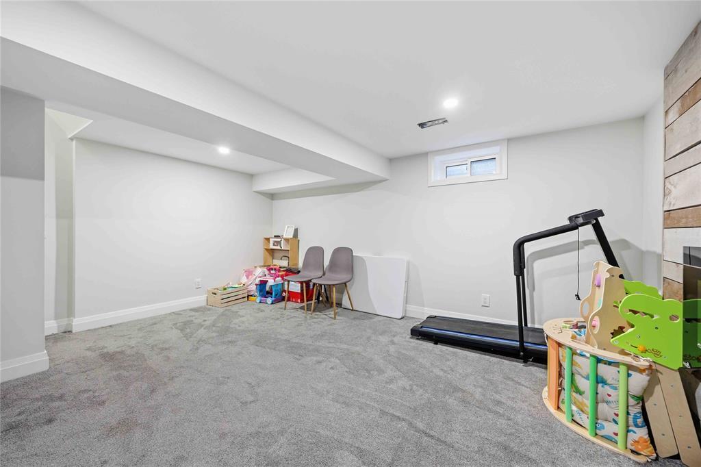 21-215 Trudeau Drive, Sarnia, ON
