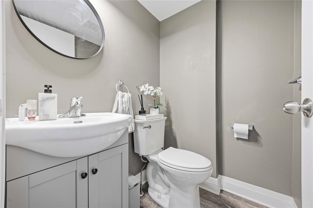 21-215 Trudeau Drive, Sarnia, ON