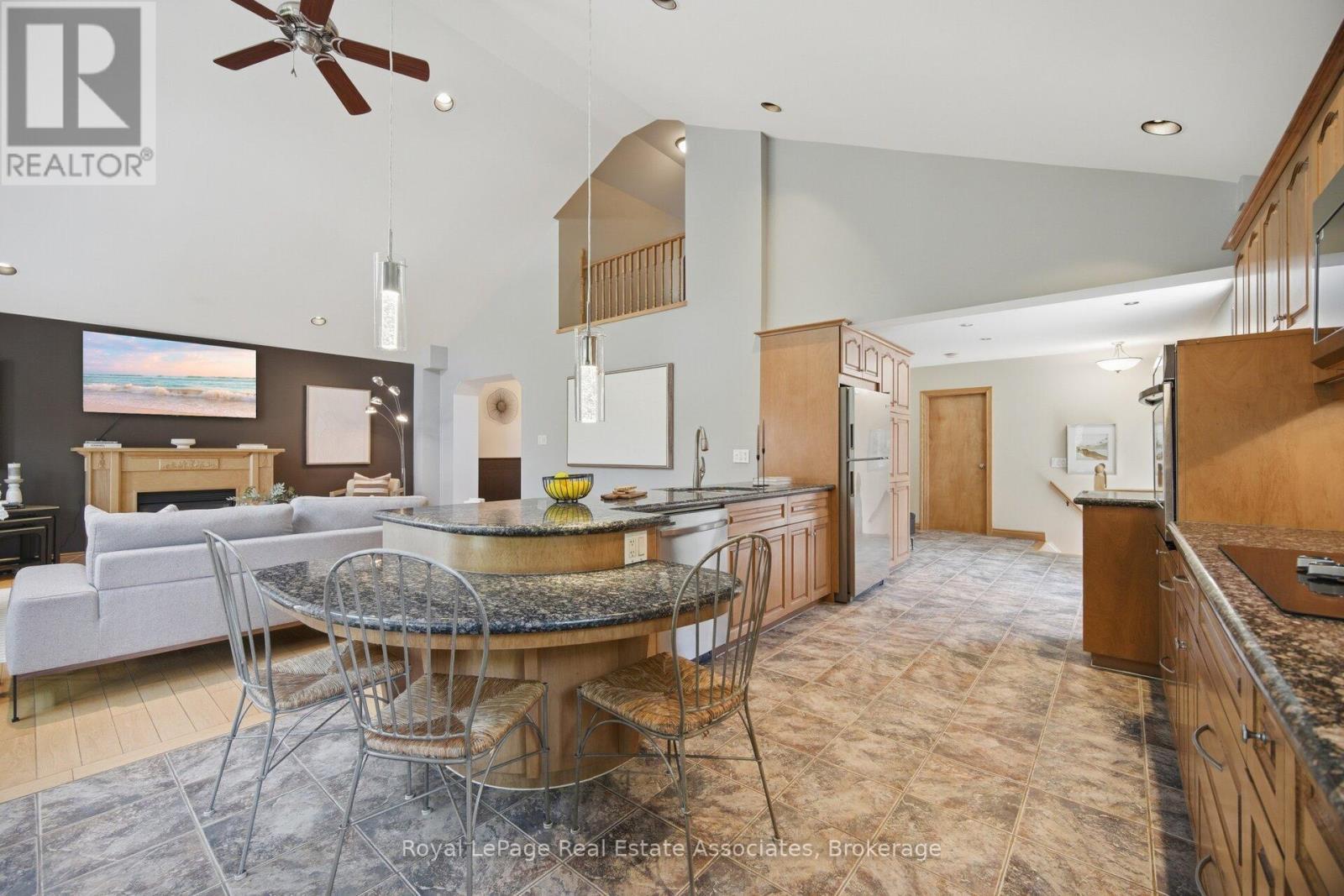 32 Plaxton Drive, Toronto, ON
