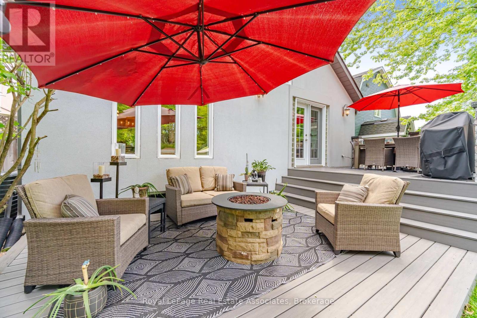 32 Plaxton Drive, Toronto, ON
