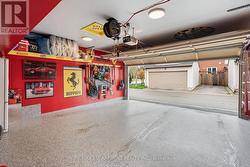 Garage -