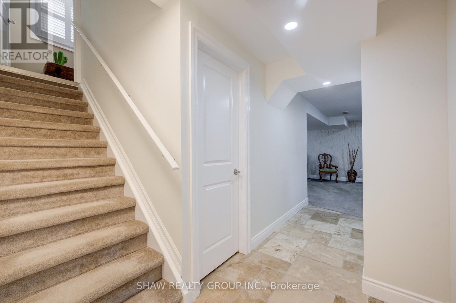 300 Watervale Crescent, Kitchener, ON