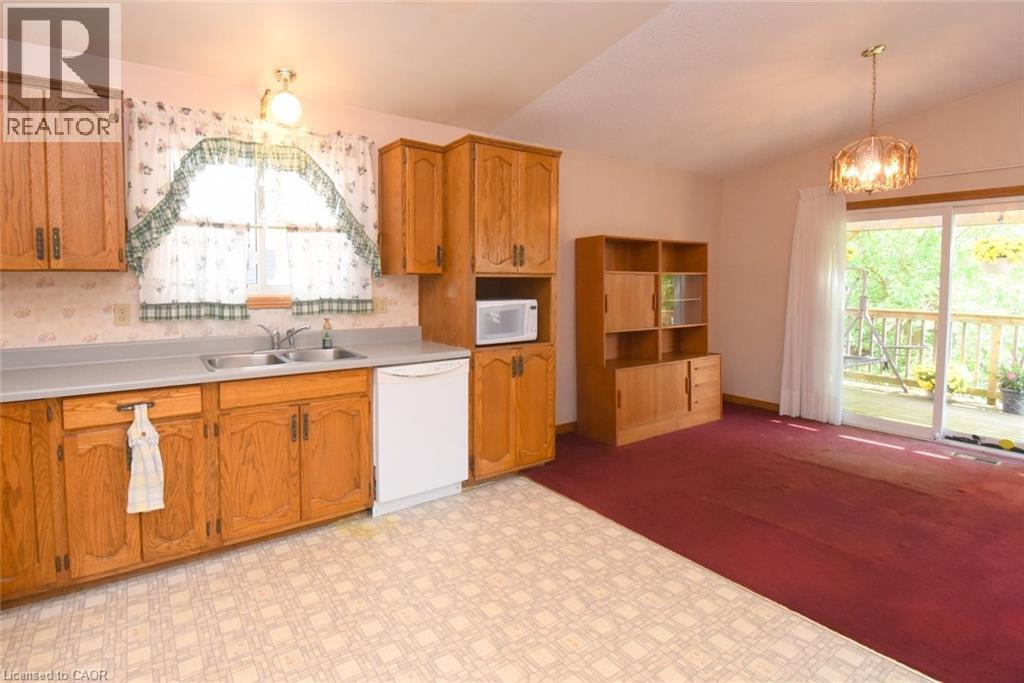 32 Mcmaster Drive, Caledonia, ON