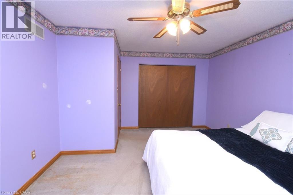 32 Mcmaster Drive, Caledonia, ON