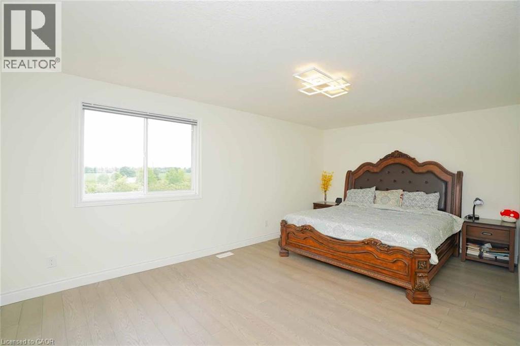 Bedroom - 187 Adler Drive, Cambridge, ON - Indoor Photo Showing Bedroom