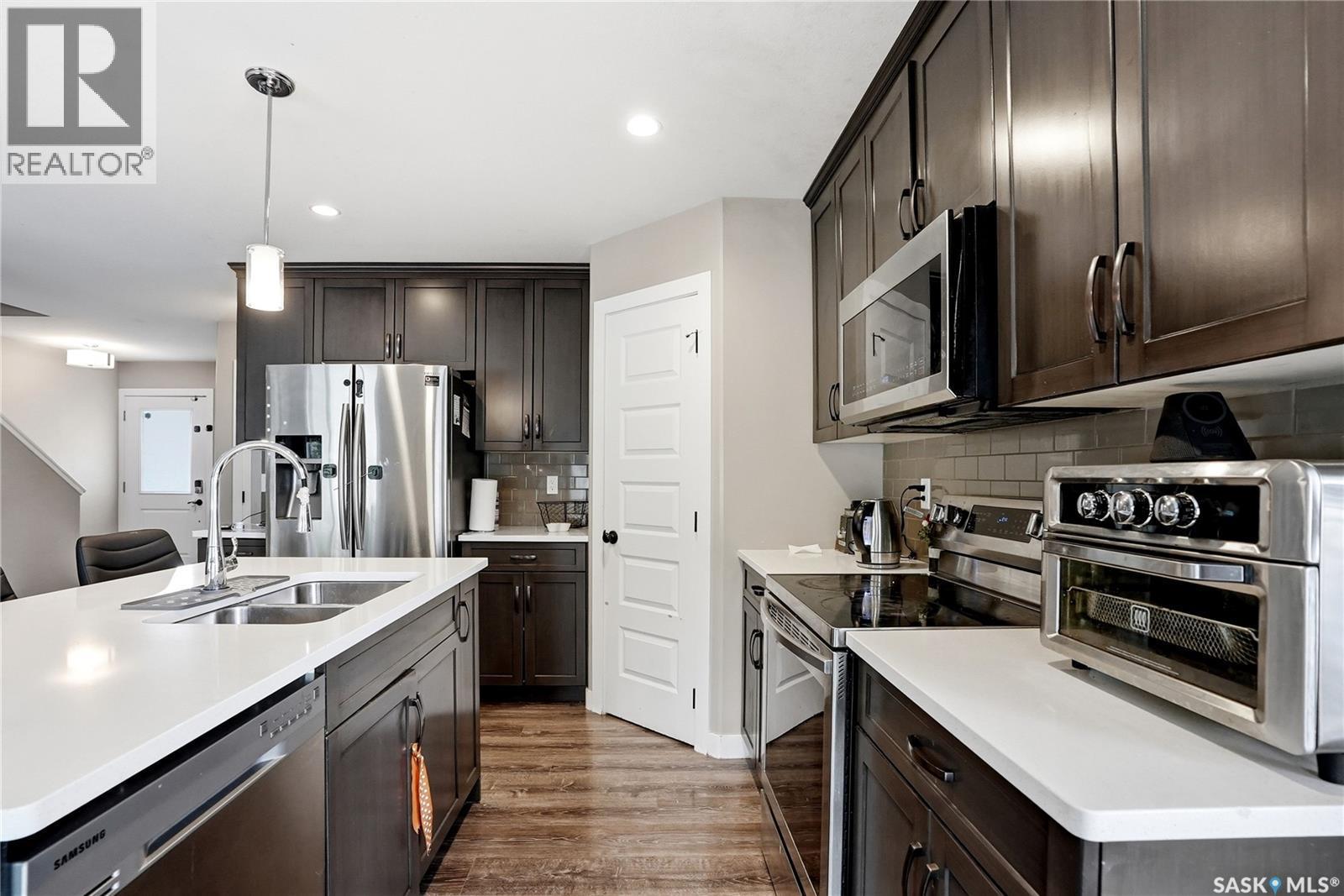 155 Dagnone Lane, Saskatoon, SK