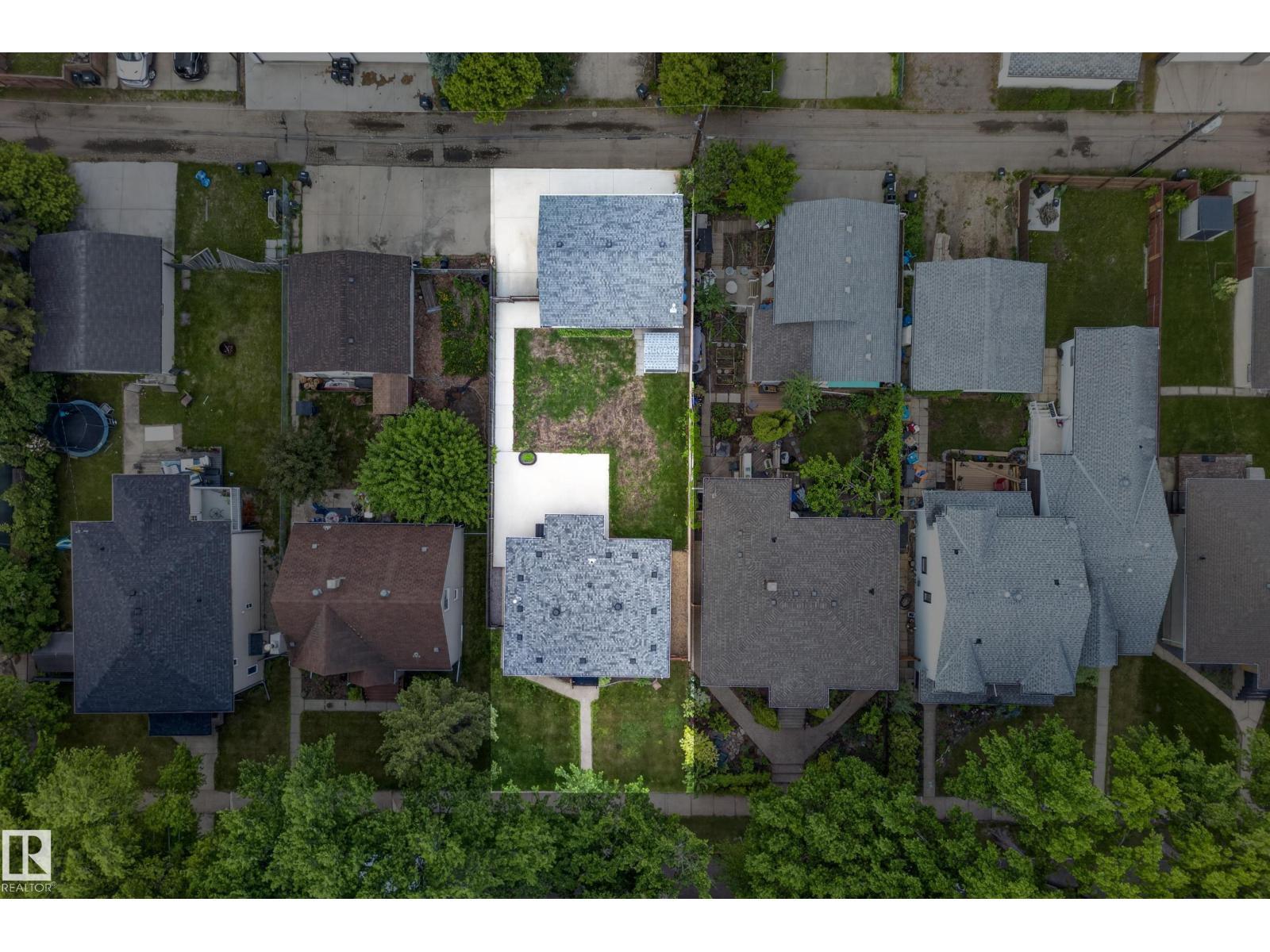 10316 77 St Nw, Edmonton, AB