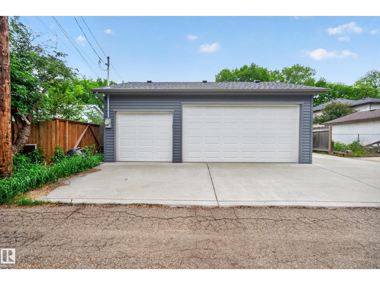10316 77 St Nw, Edmonton, AB