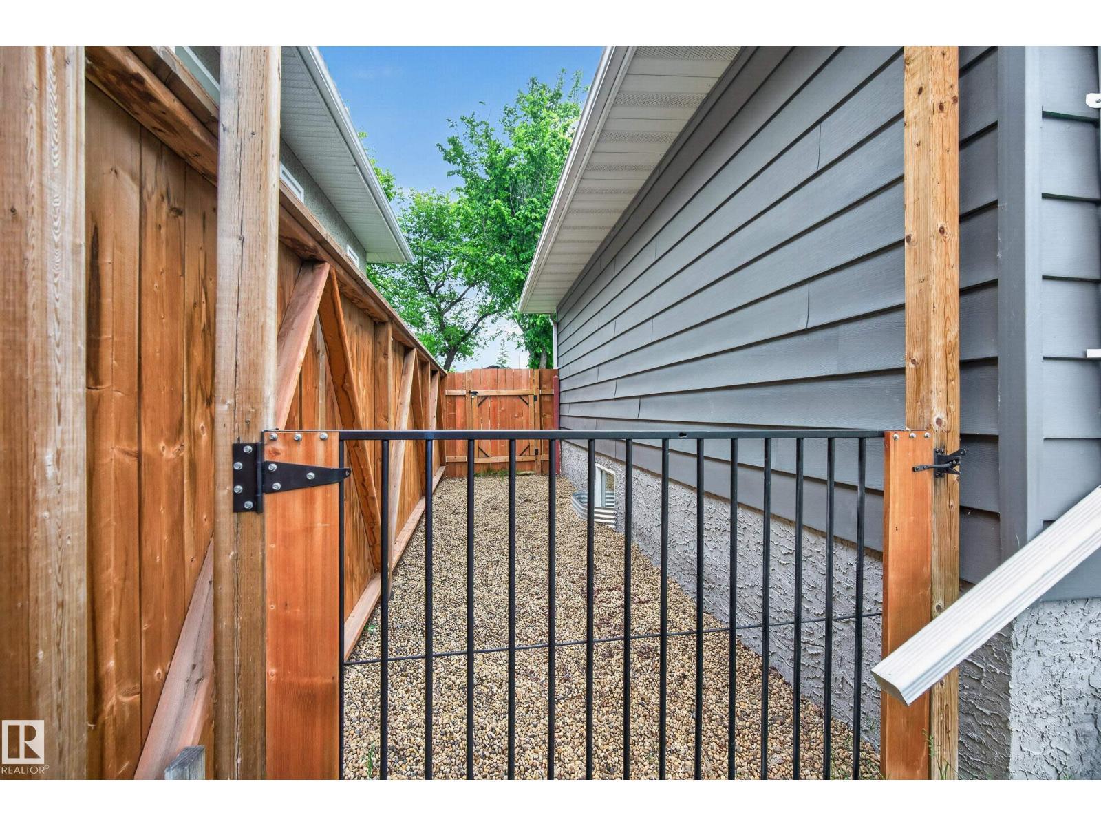 10316 77 St Nw, Edmonton, AB