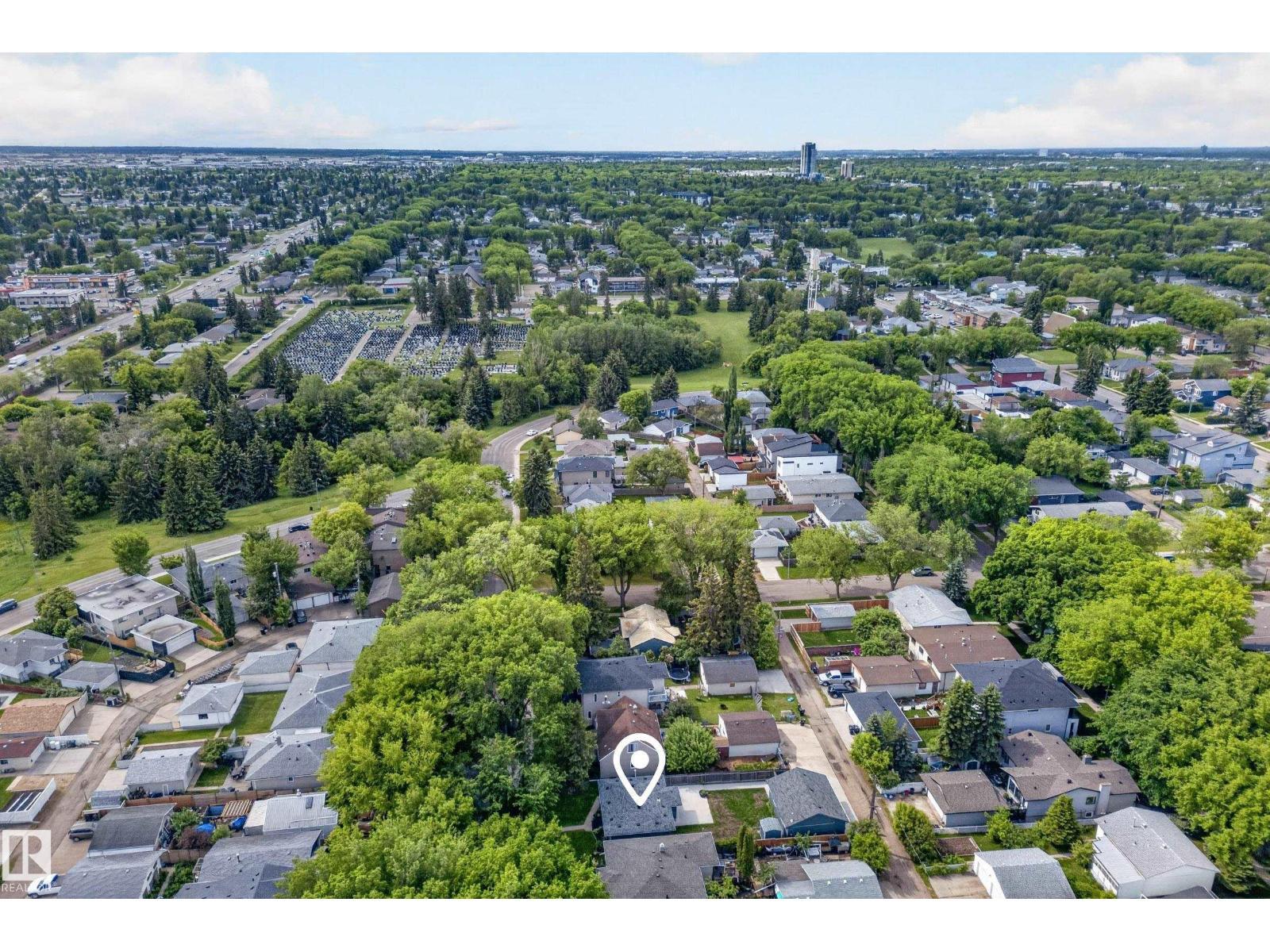 10316 77 St Nw, Edmonton, AB
