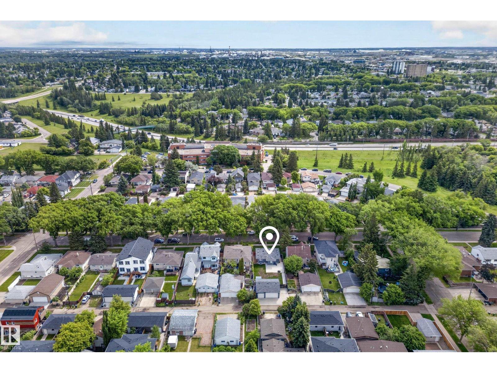 10316 77 St Nw, Edmonton, AB