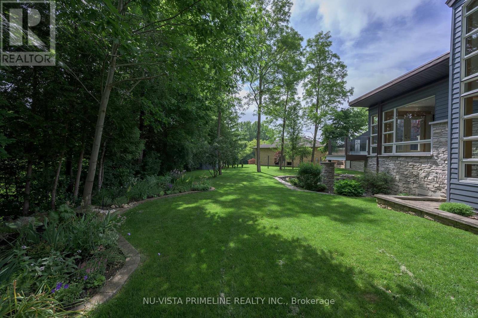 12 Ashley Lane, Middlesex Centre (Coldstream), ON