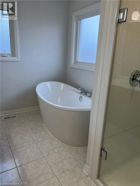 45 Bur Oak Drive, Thorold, ON