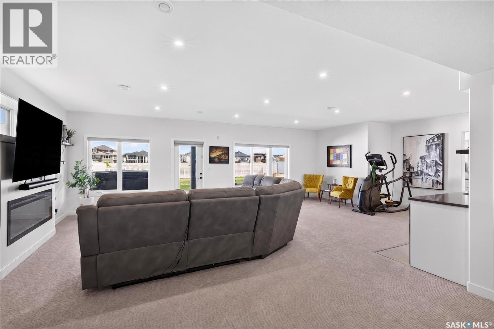 214 Settler Crescent, Warman, SK