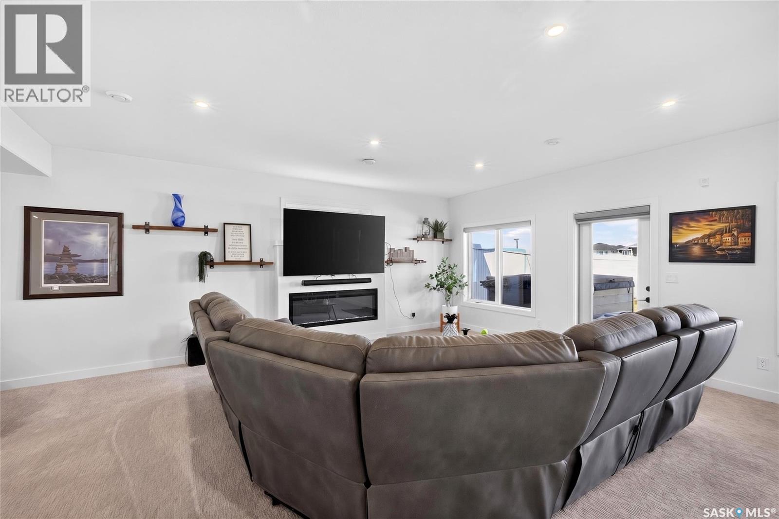 214 Settler Crescent, Warman, SK