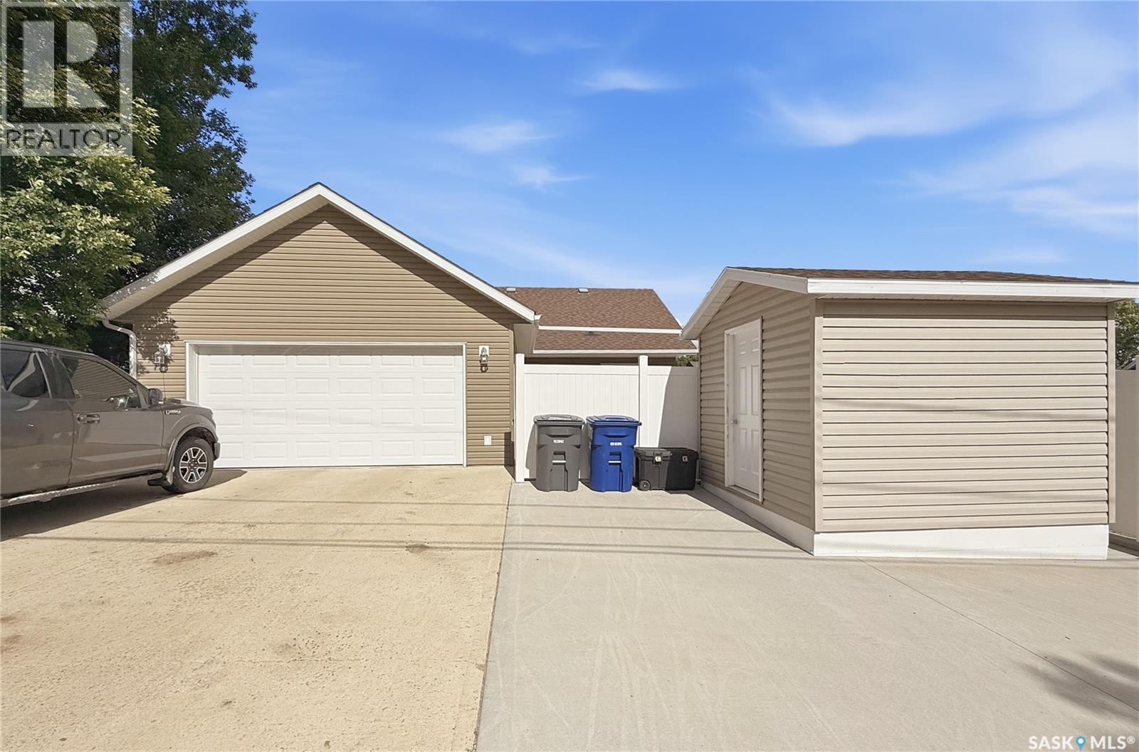 552 1St Avenue Ne, Swift Current, SK