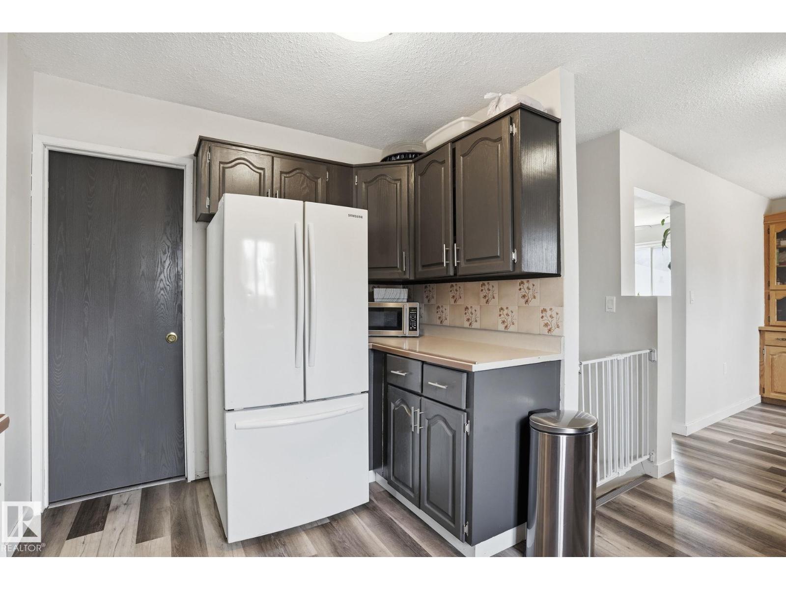 12340 St Albert Tr Nw, Edmonton, AB