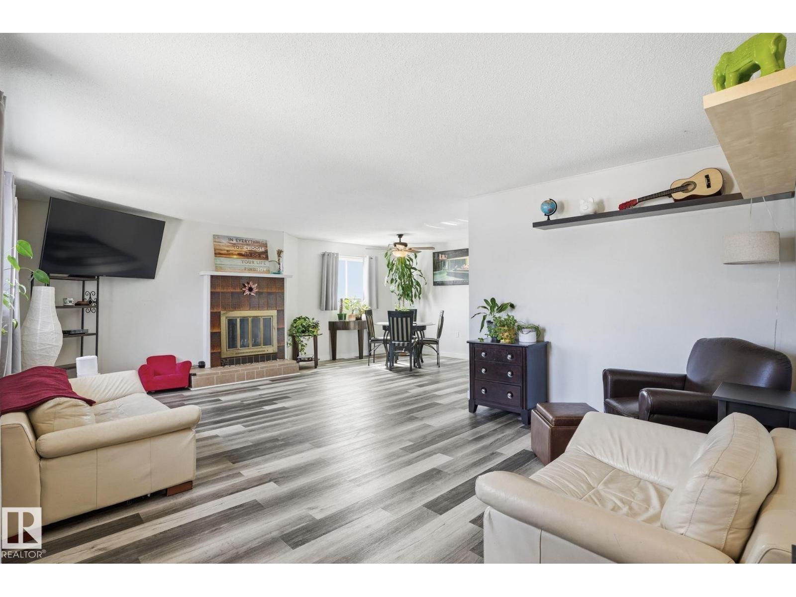 12340 St Albert Tr Nw, Edmonton, AB